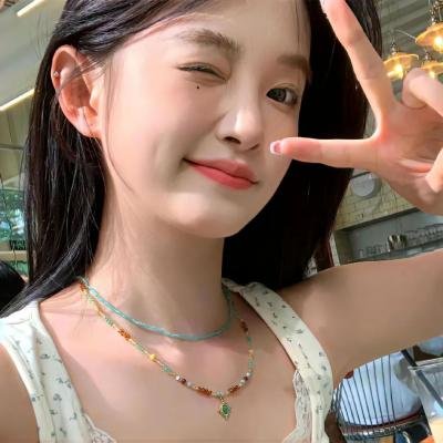 送她一朵小红花